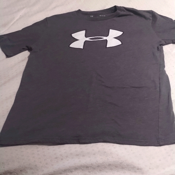 Under Armour Other - Men's gray Under Armour graphic tshirt